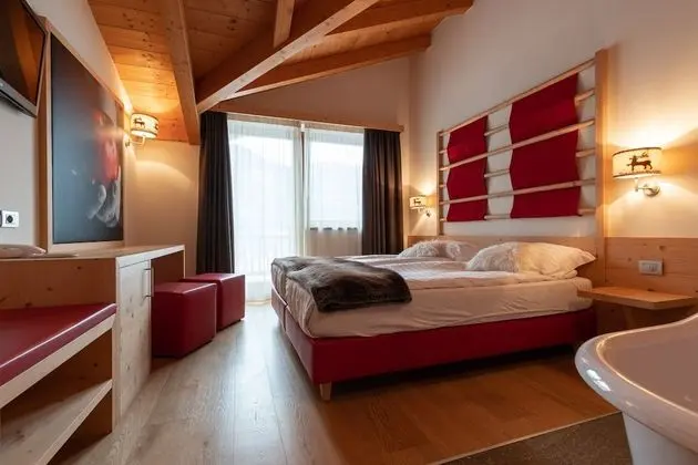 Tek Büyük veya İki Ayrı Yataklı Oda, Balkon