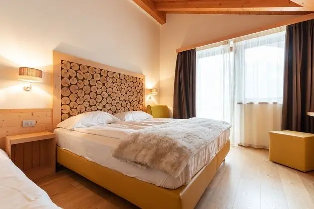 Tek Büyük veya İki Ayrı Yataklı Oda, Balkon