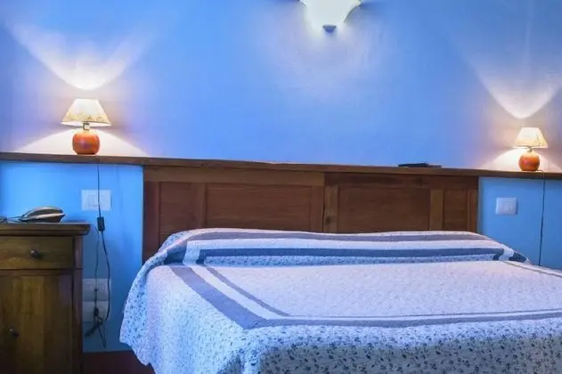 Classic Tek Büyük Yataklı Oda