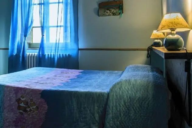 Classic Tek Büyük Yataklı Oda