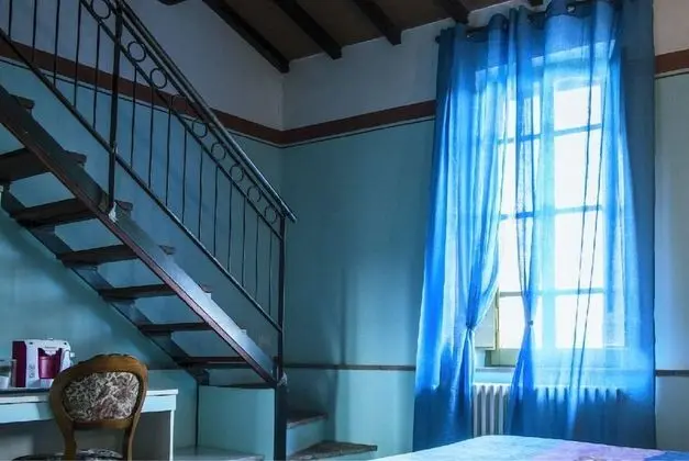 Classic Tek Büyük Yataklı Oda