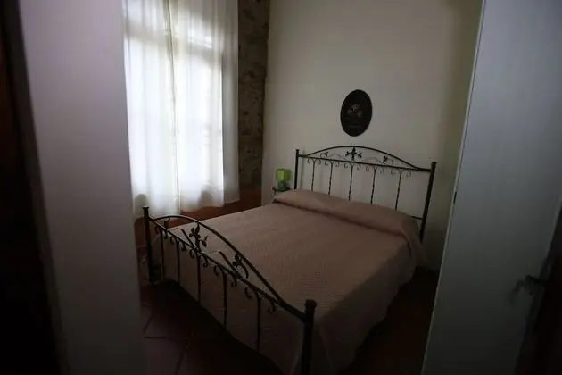 Apart Daire, 2 Yatak Odası, Küçük Mutfak (Navellina)