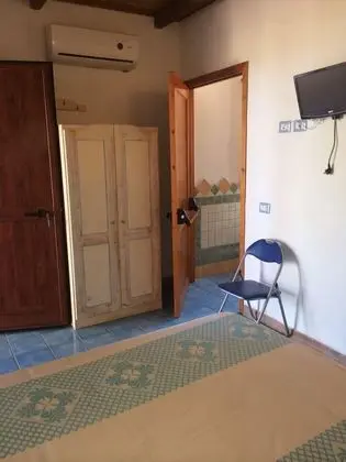 Üç Kişilik Oda, Birden Çok Yatak, Sigara İçilmez