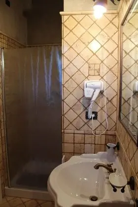 Tek Büyük Yataklı Oda (Primavera)