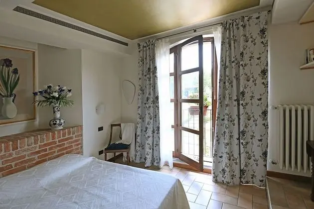 Standard Tek Büyük Yataklı Oda, Bahçe Manzaralı