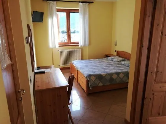 Tek Büyük veya İki Ayrı Yataklı Oda, Balkon