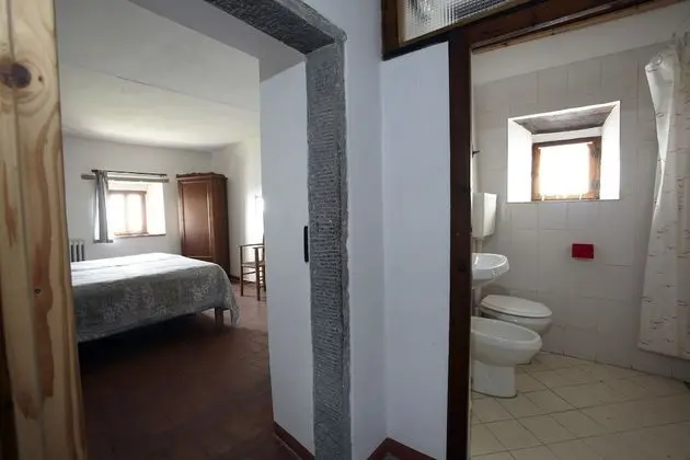 Tek Kişilik Oda, Ortak Banyo