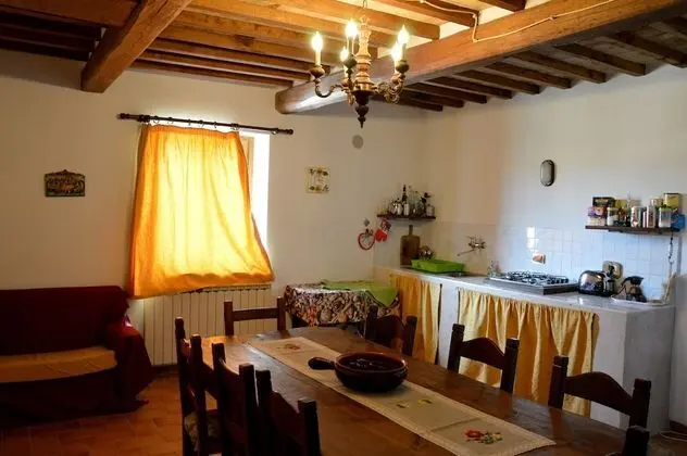 Basic Apart Daire, 2 Yatak Odası, Küçük Mutfak (Ribes)