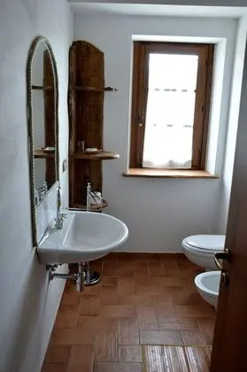 Basic Apart Daire, 2 Yatak Odası, Küçük Mutfak (Ribes)