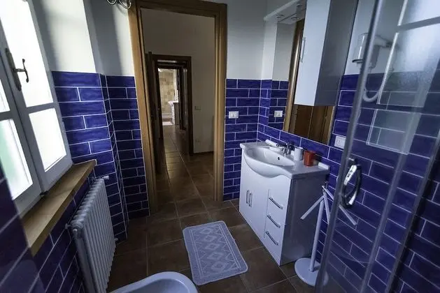 Tek Büyük Yataklı Oda, 1 Büyük (Queen) Boy Yatak (Blu)