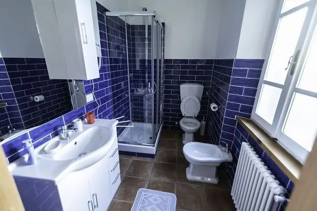 Tek Büyük Yataklı Oda, 1 Büyük (Queen) Boy Yatak (Blu)