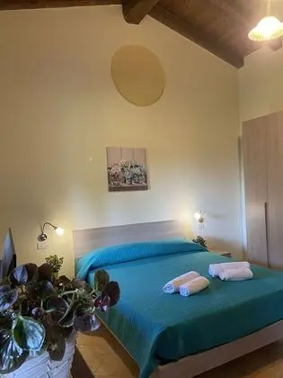 Stüdyo, Bahçe Manzaralı