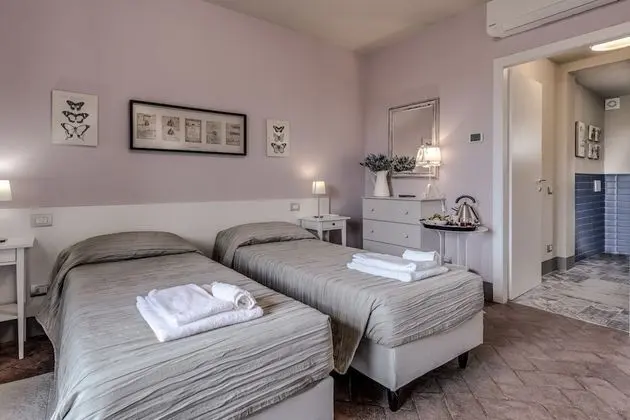 Classic Tek Büyük Yataklı Oda