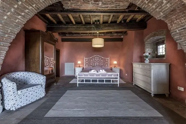 Superior Tek Büyük veya İki Ayrı Yataklı Oda