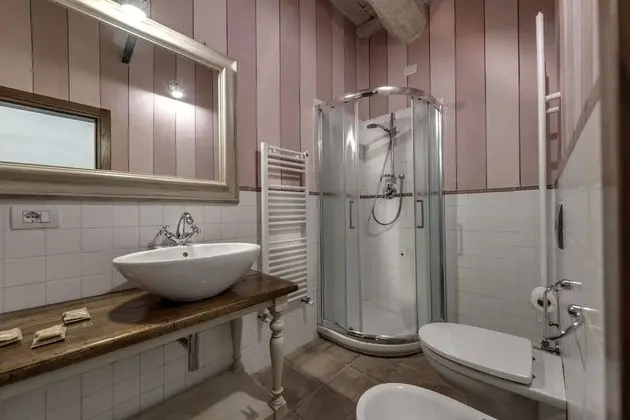 Superior Tek Büyük veya İki Ayrı Yataklı Oda