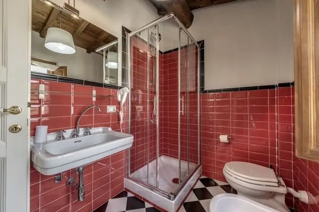 Superior Tek Büyük veya İki Ayrı Yataklı Oda