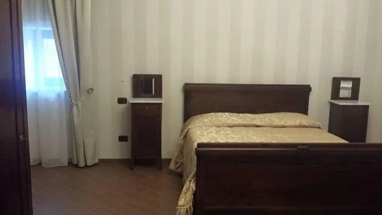 Tek Büyük Yataklı Oda, 1 Büyük (Queen) Boy Yatak