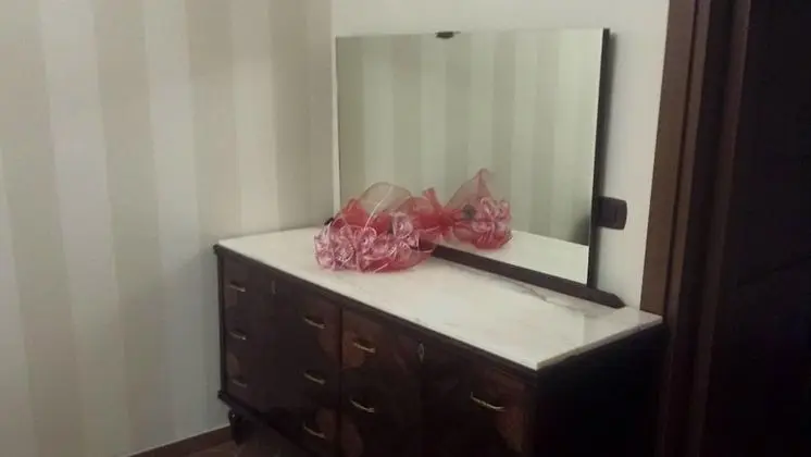 Tek Büyük Yataklı Oda, 1 Büyük (Queen) Boy Yatak