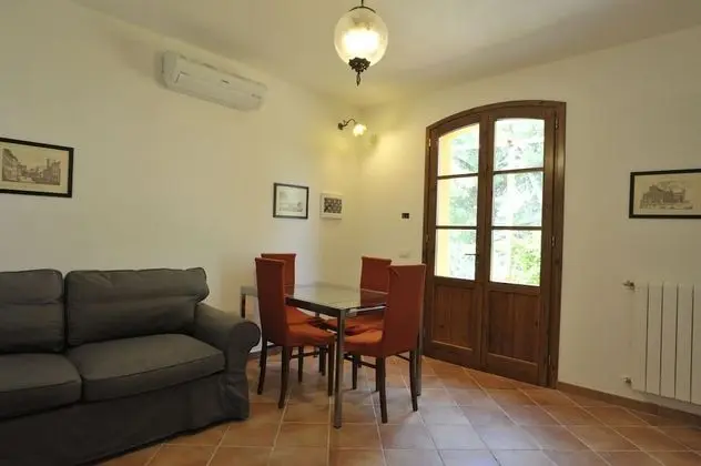 Basic Apart Daire, Balkon