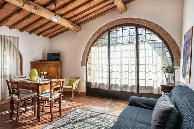 Traditional Apart Daire