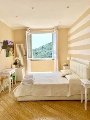 Tek Büyük Yataklı Oda, Deniz Manzaralı