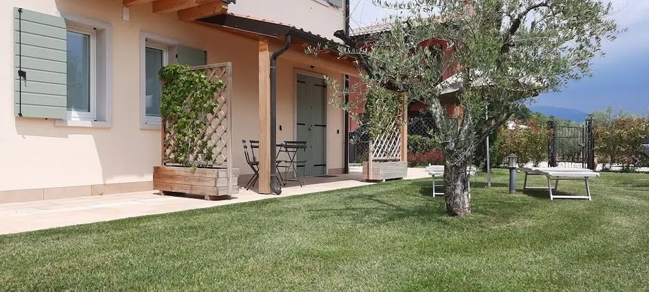 Deluxe Tek Büyük veya İki Ayrı Yataklı Oda, Teras, Ek Bina