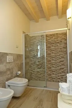 Deluxe Tek Büyük veya İki Ayrı Yataklı Oda, Teras, Ek Bina