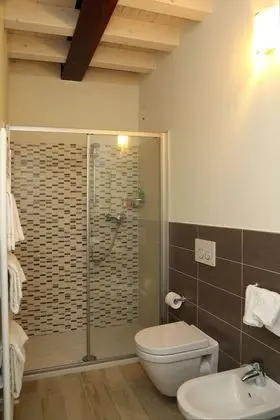 Deluxe Tek Büyük veya İki Ayrı Yataklı Oda, Teras, Ek Bina