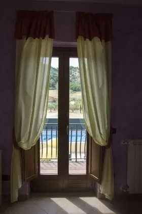 Junior Süit, Balkon, Havuz Manzaralı