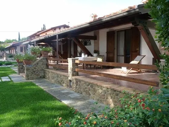 Tek Büyük Yataklı Oda, Veranda