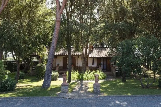 Tek Büyük Yataklı Oda, Veranda