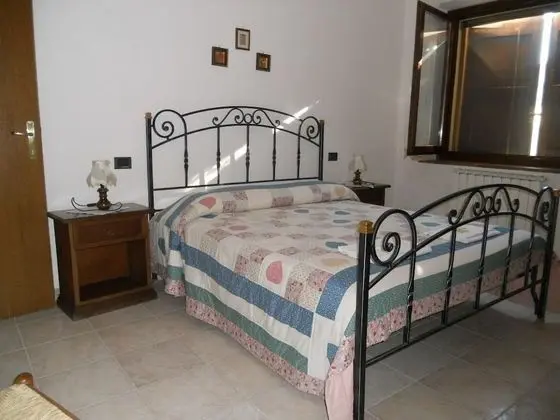 Üç Kişilik Oda, Ortak Banyo