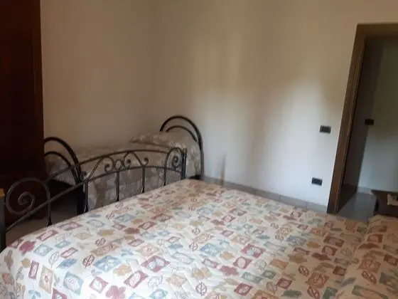 Üç Kişilik Oda, Ortak Banyo