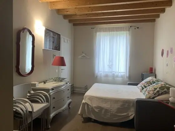 Tek Büyük Yataklı Oda, 1 Çift Kişilik Yatak, Engellilere Uygun (PAPAVERI)