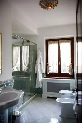 Superior Tek Büyük veya İki Ayrı Yataklı Oda