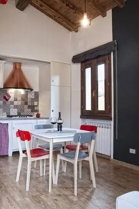 Apart Daire, 1 Yatak Odası, Küçük Mutfak