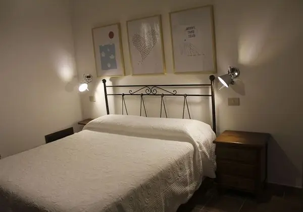 Tek Büyük veya İki Ayrı Yataklı Oda, Buzdolabı