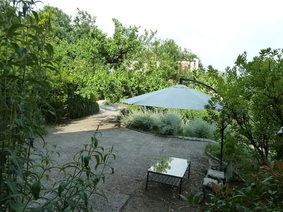 Tek Kişilik Oda, Bahçe Manzaralı