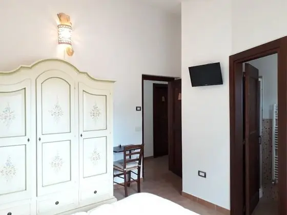 Üç Kişilik Oda, Tepe Manzaralı