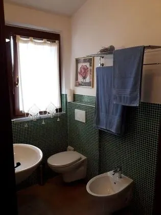 Üç Kişilik Oda, Tepe Manzaralı