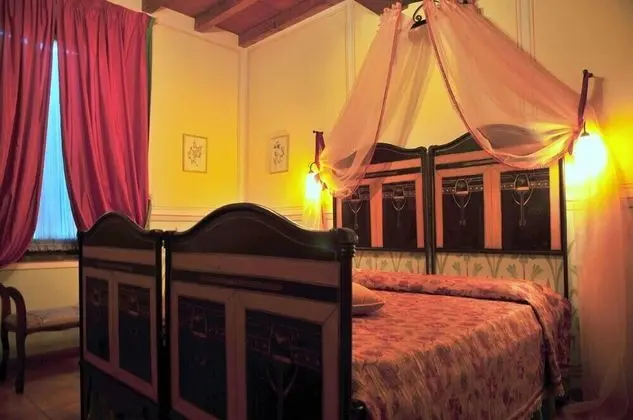 Classic Tek Büyük Yataklı Oda