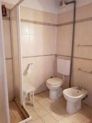 Basic Tek Büyük Yataklı Oda, 1 Büyük (Queen) Boy Yatak