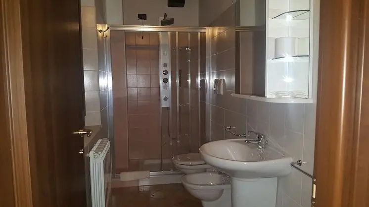 Classic Tek Büyük veya İki Ayrı Yataklı Oda