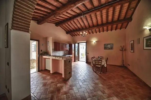 Apart Daire, 3 Yatak Odası, Havuz Manzaralı