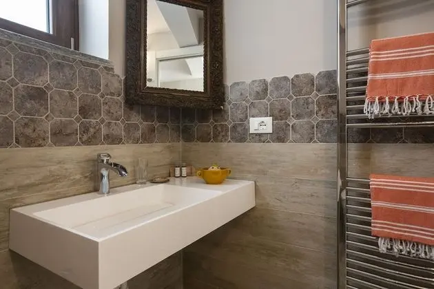 Deluxe Tek Büyük Yataklı Oda, Kısmi Deniz Manzaralı (Valleggia)