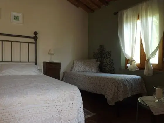 Üç Kişilik Oda (Salice)