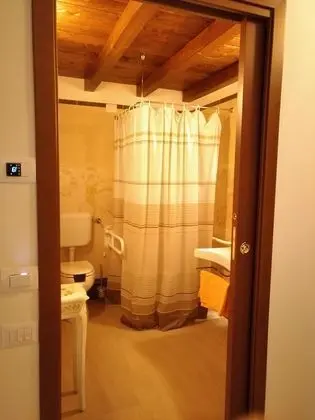 Deluxe Tek Büyük Yataklı Oda, Birden Çok Yatak, Balkon, Deniz Manzaralı (Gelsomino)