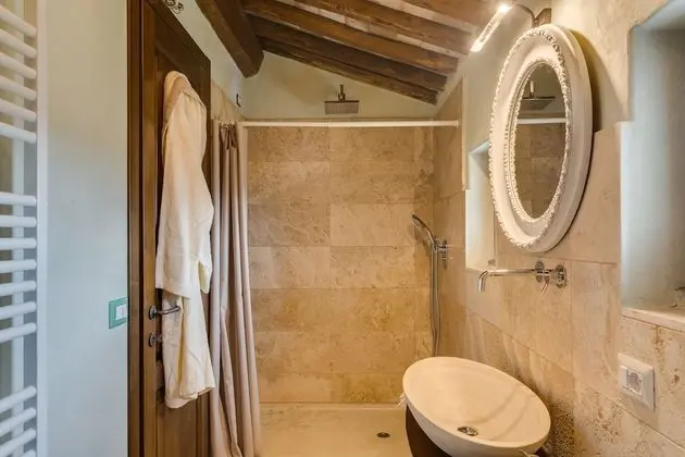 Apart Daire, 2 Yatak Odası (Le Soffitte)