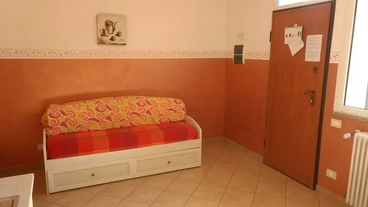Apart Daire, 1 Büyük (Queen) Boy Yatak ve Çekyat, Sigara İçilmez