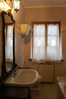 Tek Büyük Yataklı Oda, Balkon